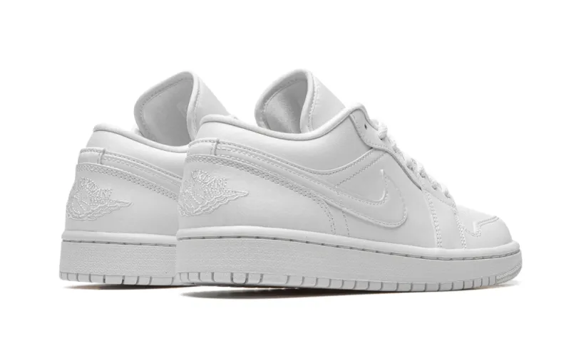 WMNS Air Jordan 1 Low Se True Blue Low 'Triple White' Reps 