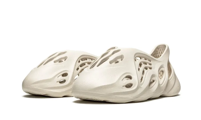 Yeezy Foam Runner Sizing 'Ararat' Reps 