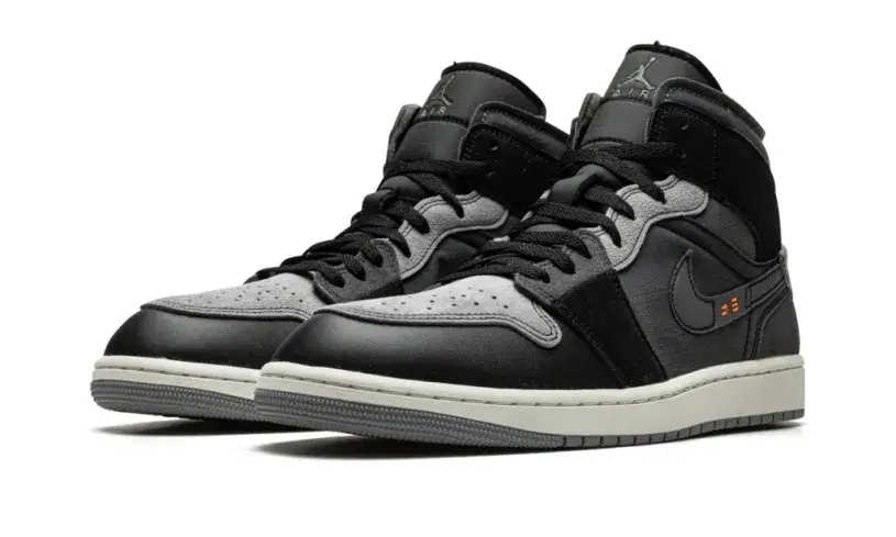 Air Jordan 1 Mid SE Craft 'Inside Out - Black' Reps 