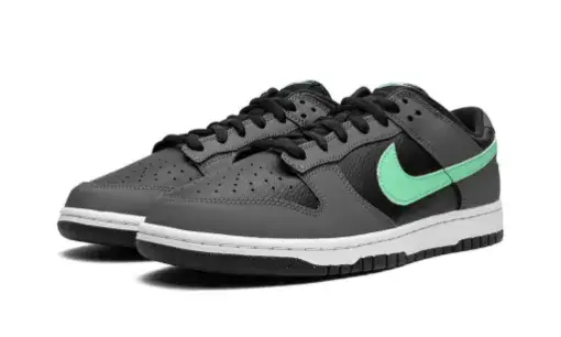 Dunk Low 'Black Green Glow' Reps 62B8584