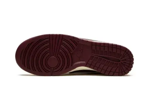 Dunk Low Premium 'Valentine's Day 2023' Reps 
