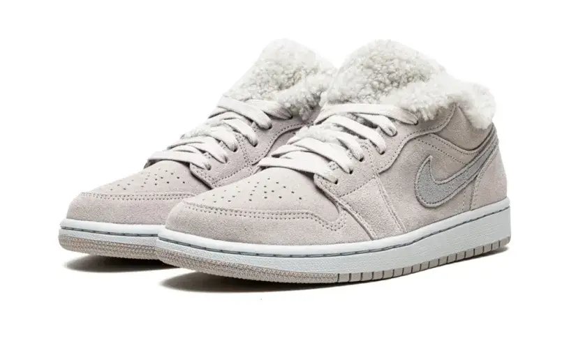 WMNS Air Jordan 1 Low SE 'Sherpa Fleece' Reps 