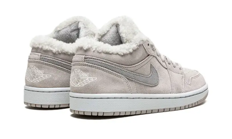 WMNS Air Jordan 1 Low SE 'Sherpa Fleece' Reps 