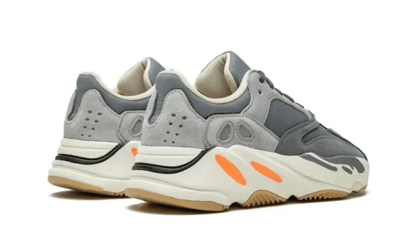 Yeezy Boost 700 'Magnet' Reps 