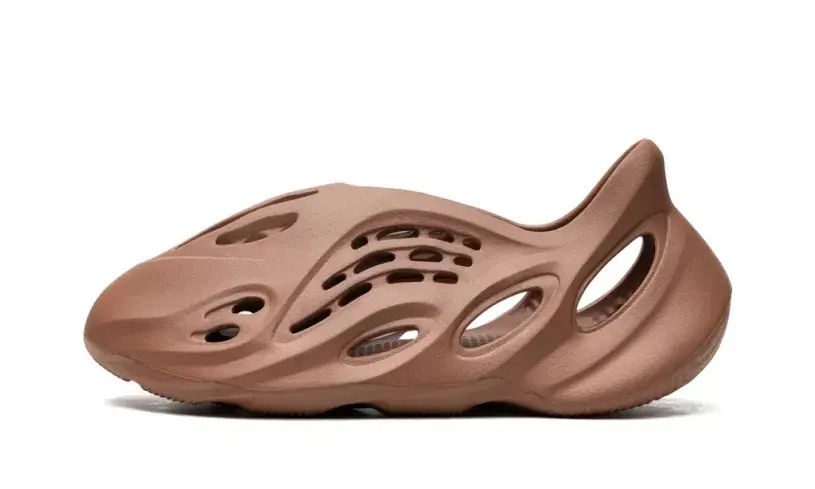 Yeezy Foam Runner 'Flax' Reps 